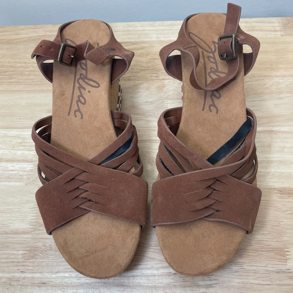 Zodiac Paola Women's Brown Suede Strappy Wedge Sandals Size 10M - Picture 2 of 11